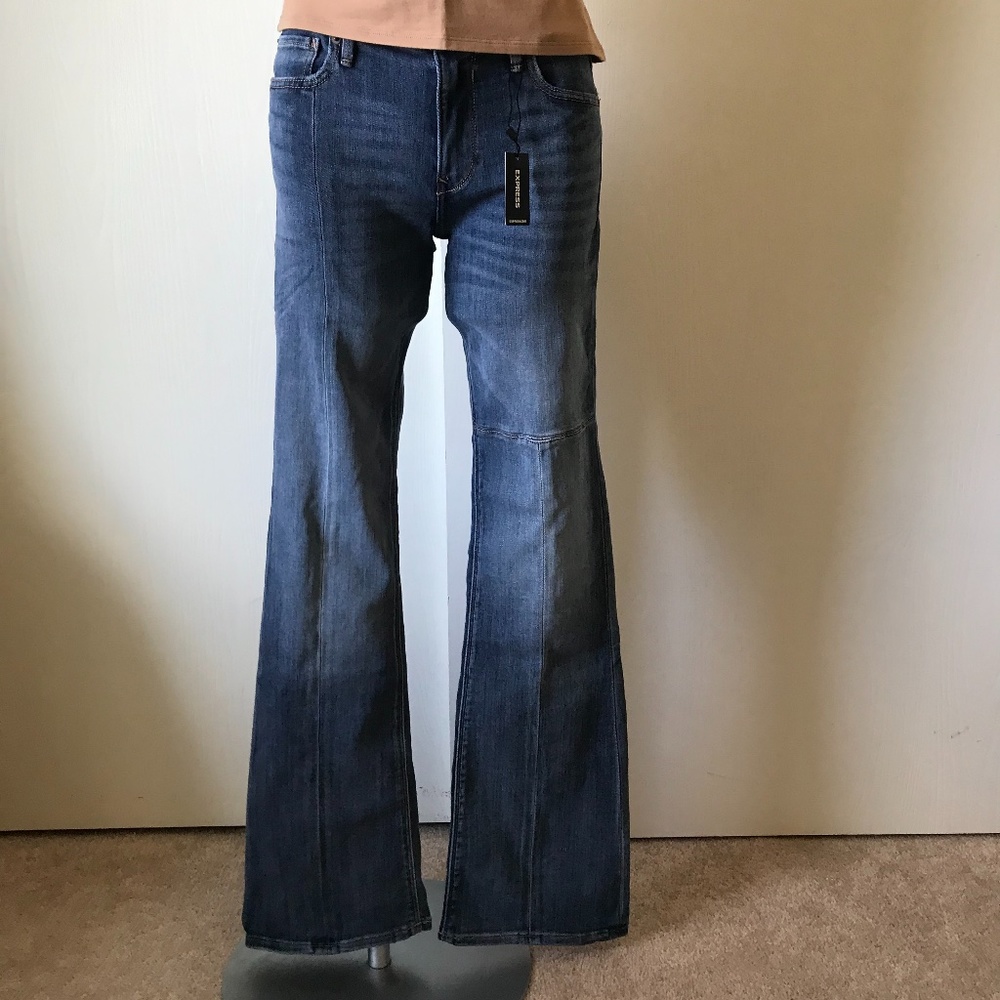 NWT Express Boot Mid Rise Jeans